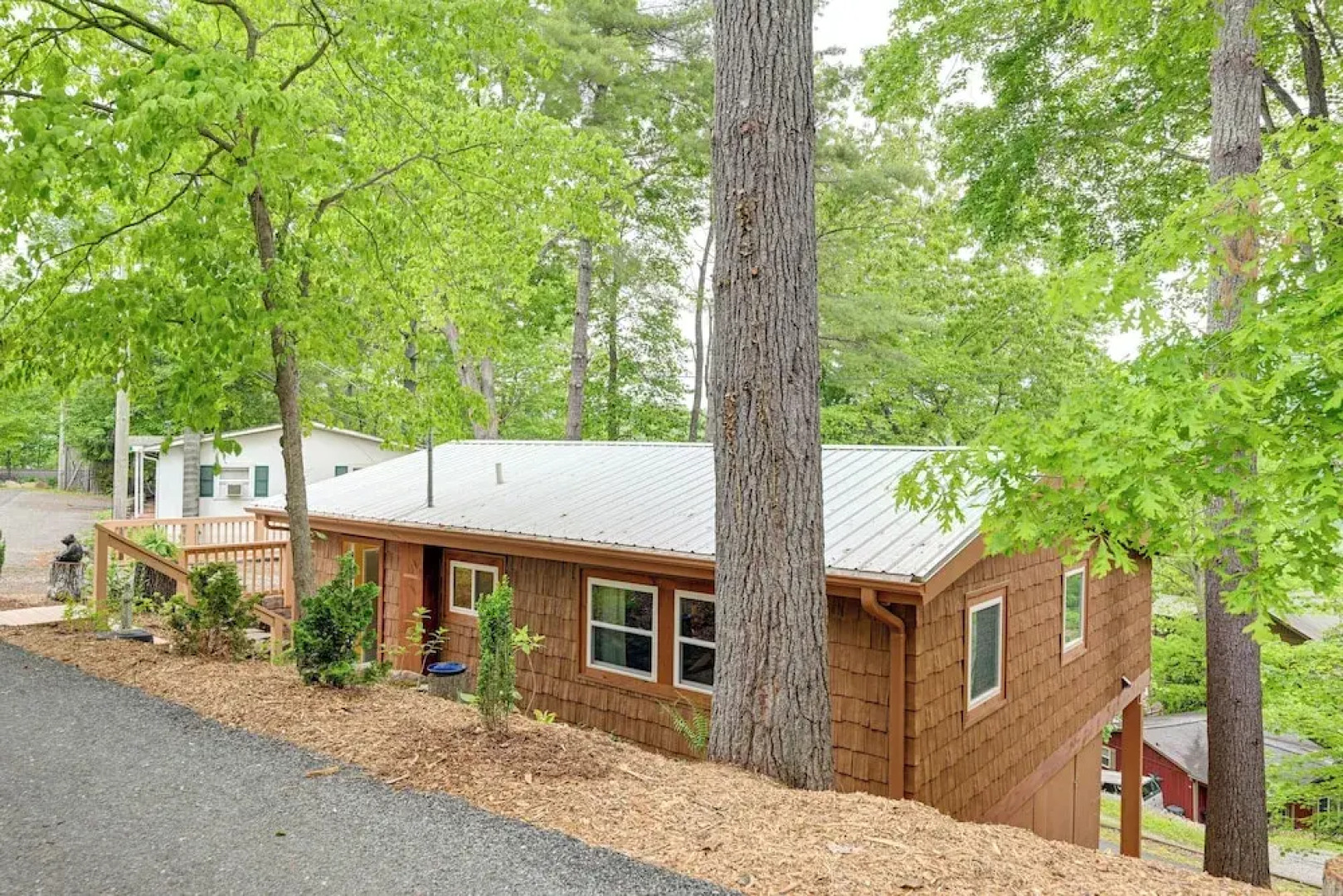 Modern 'little Bear Cottage' At Santeetlah Lake!