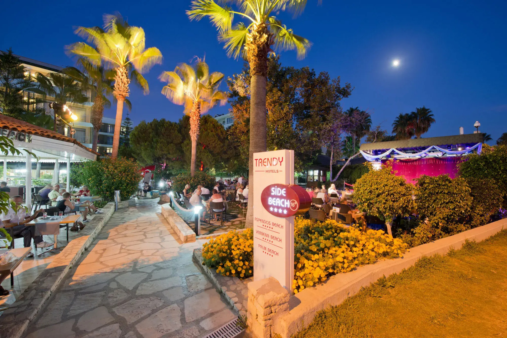 Trendy Side Beach (Adults Only, 16+)