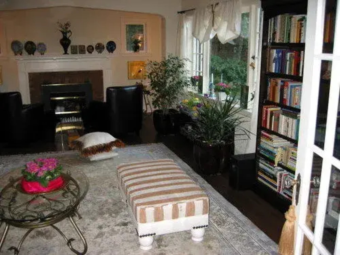 Charm of Qualicum Bed and Breakfast