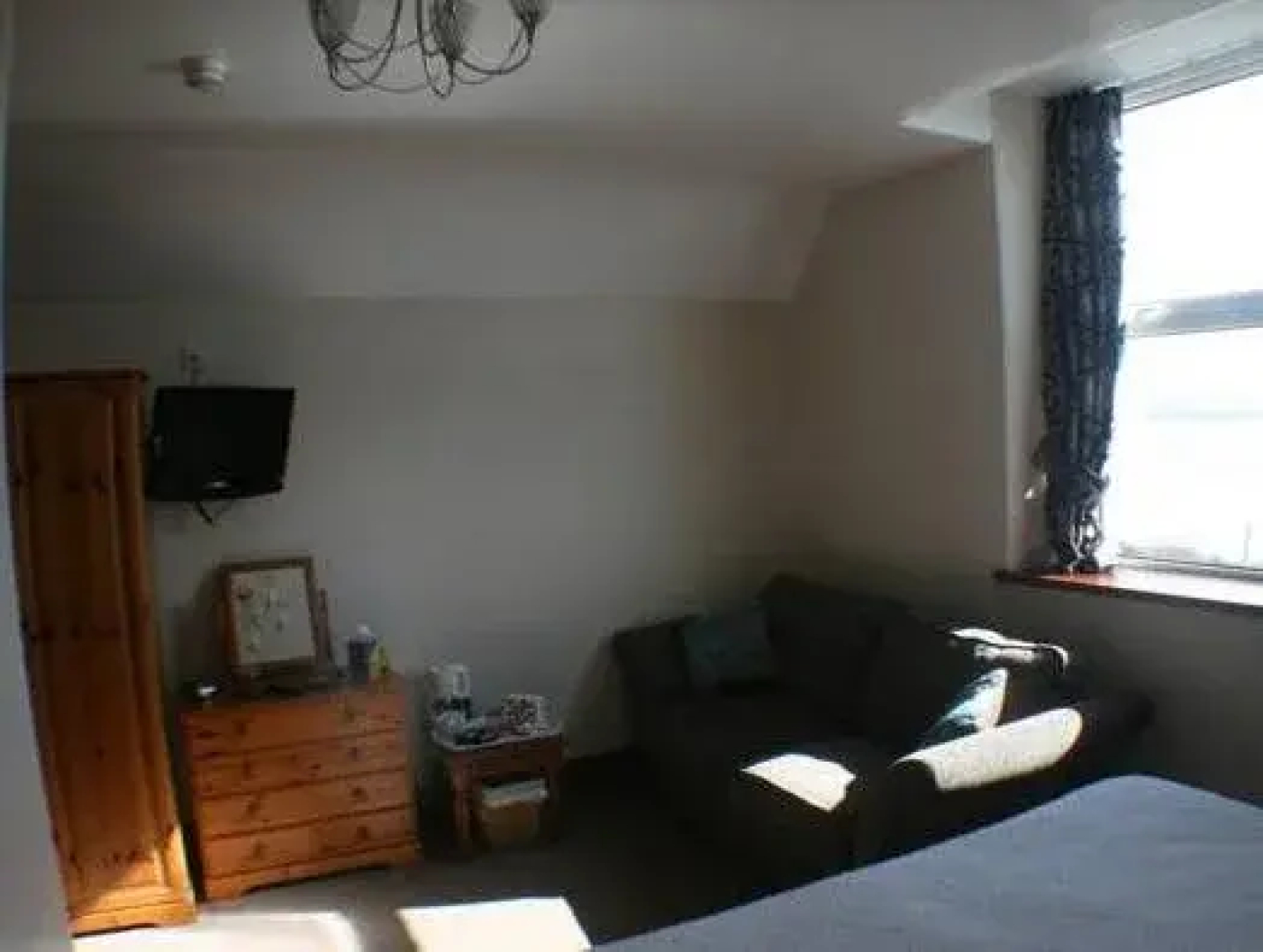 Min y Gaer Guest House