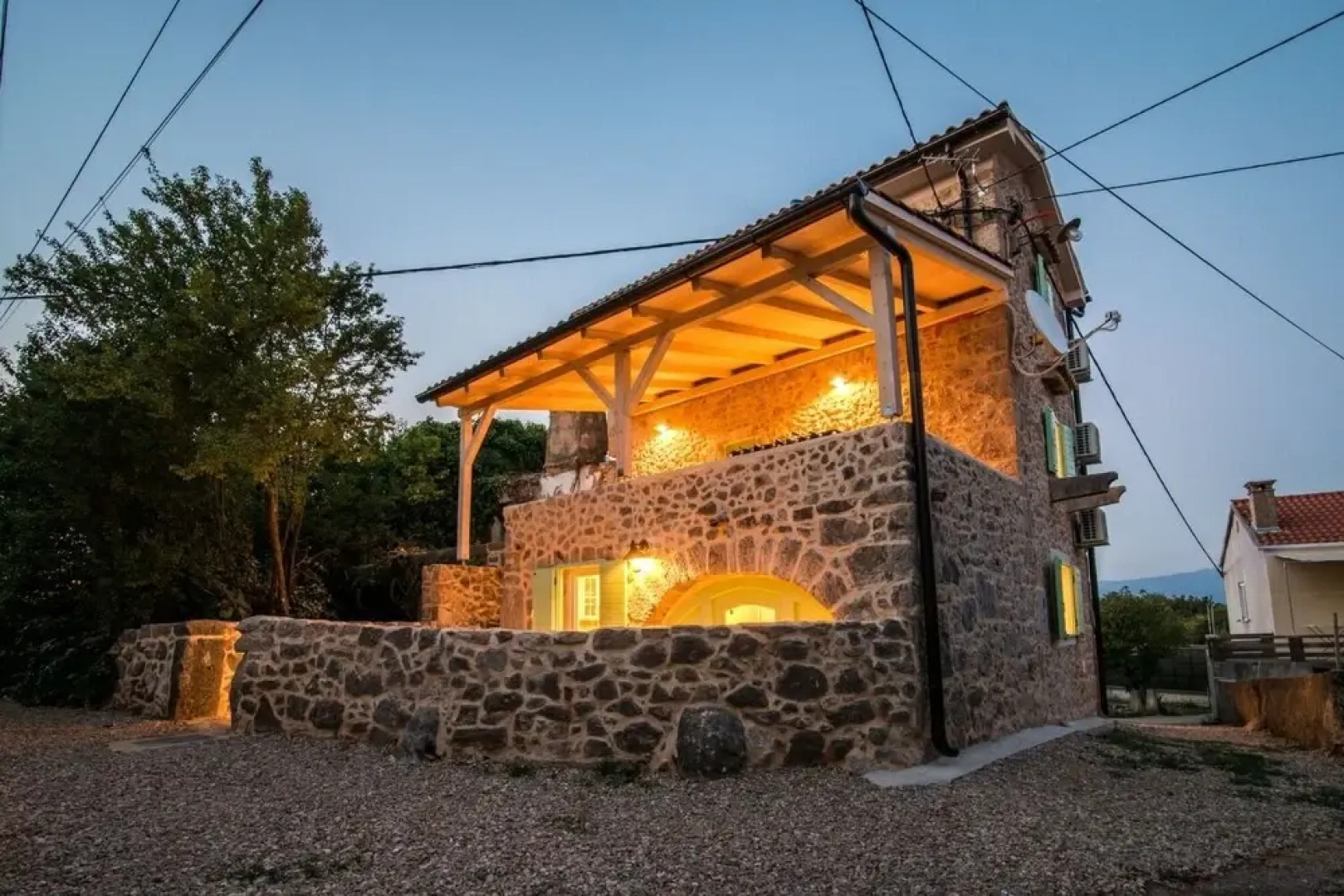 Peace - Rustic With Pool - H