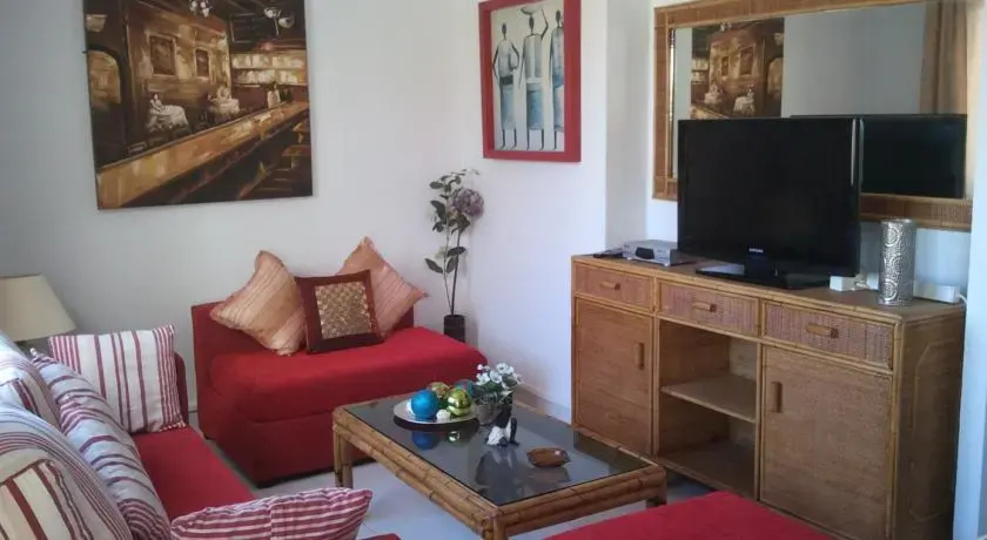 Apartamentos Playa Los Barqueros