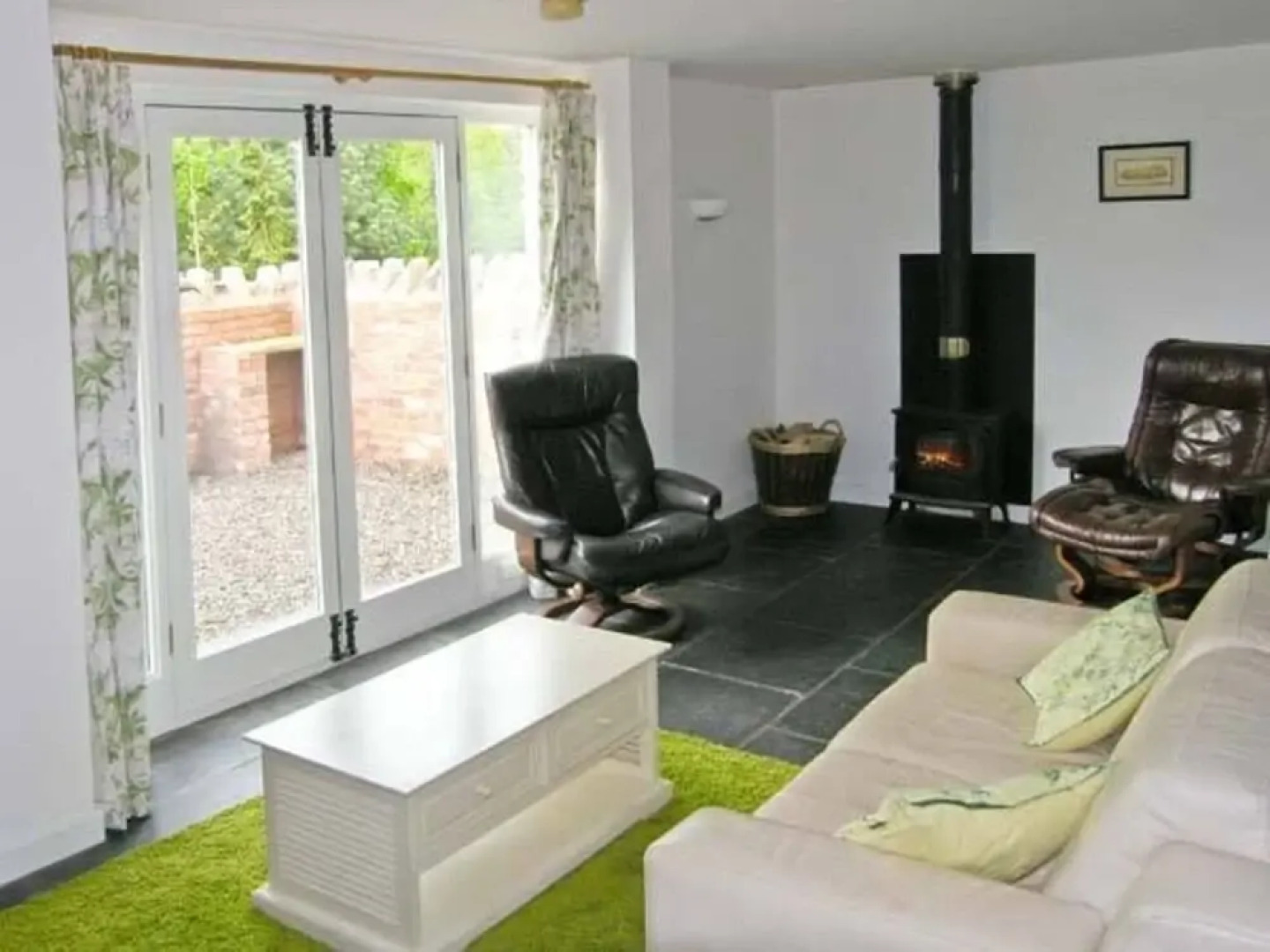 Glan Clwyd Isa - Llyn Clwyd