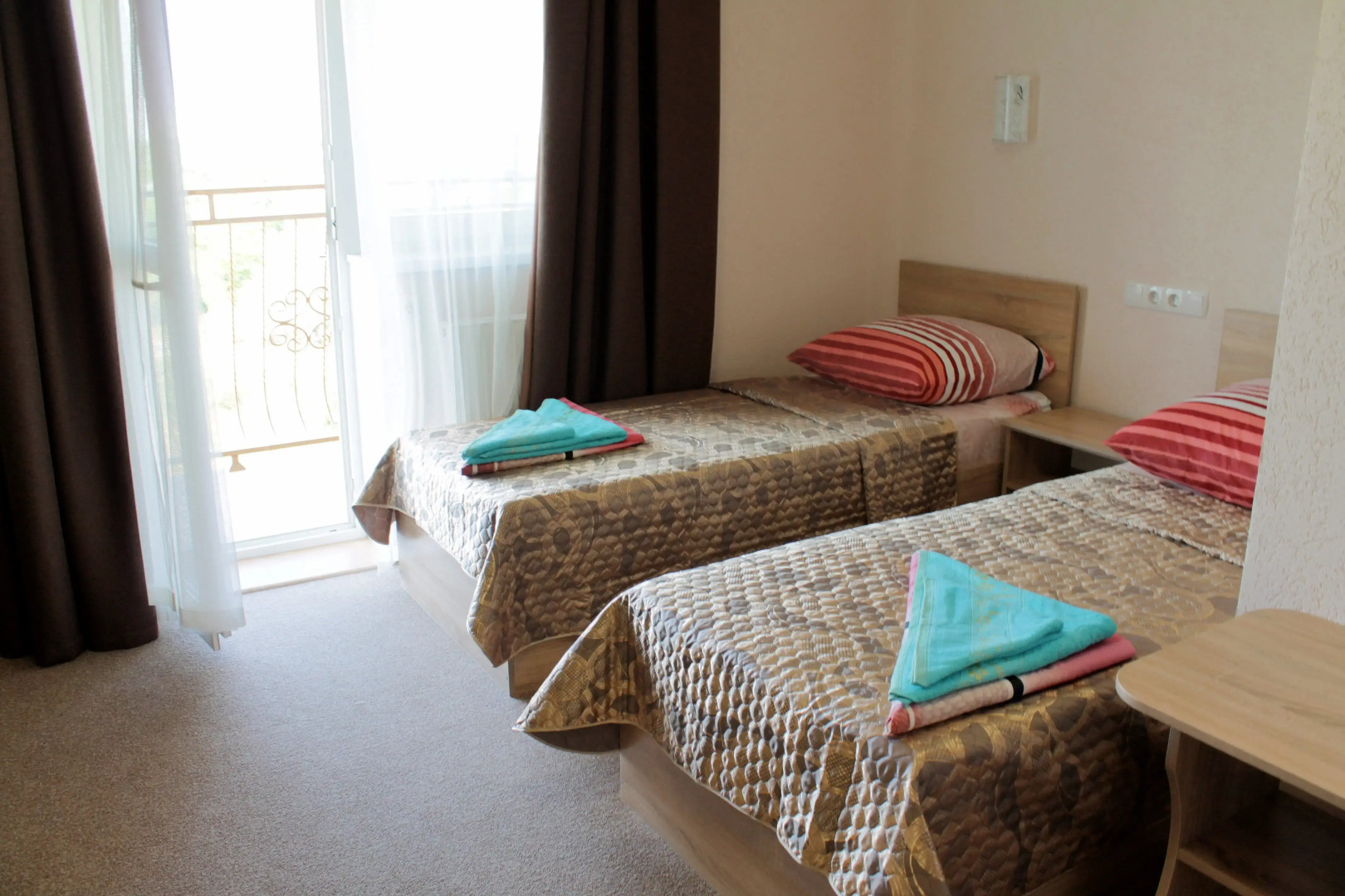 Nikos (Novofedorovka)