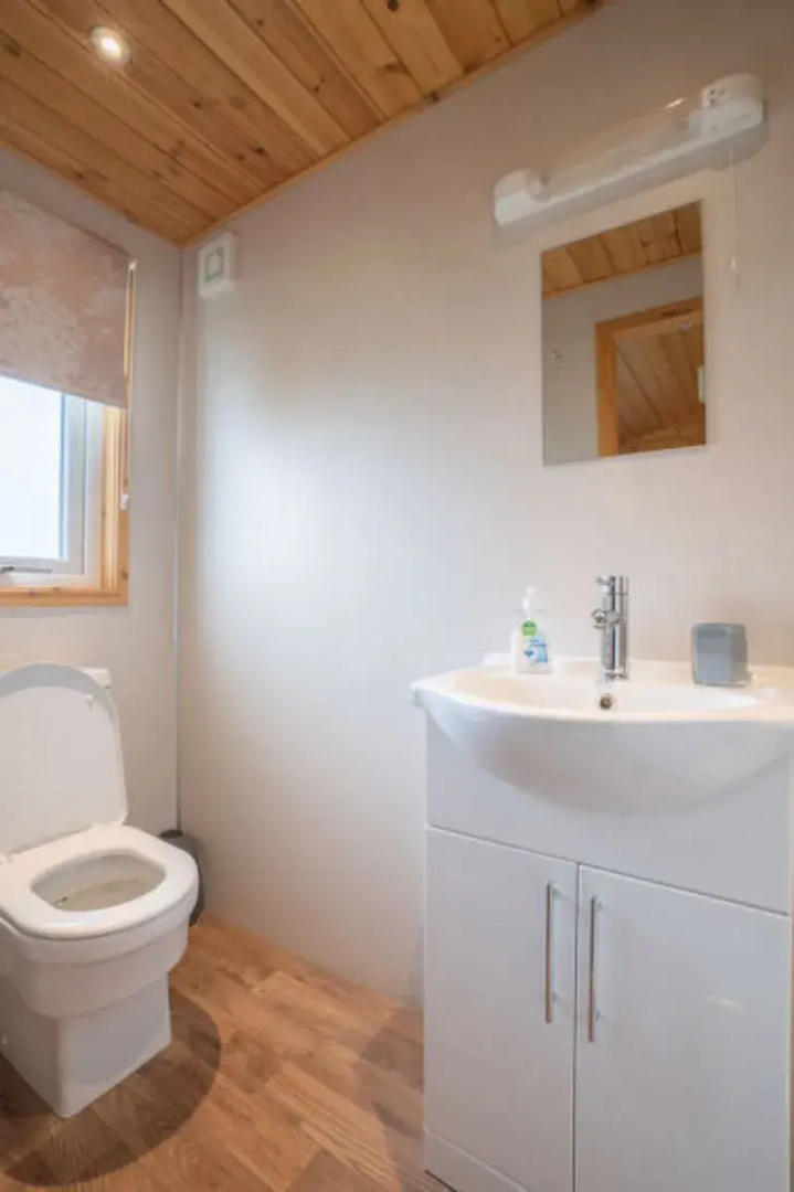 Loch Leven Lodge 6