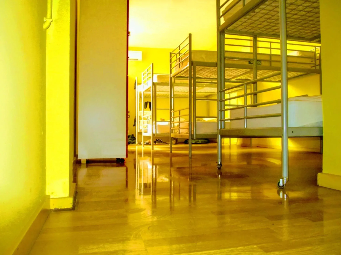 Onefam Les Corts Hostel