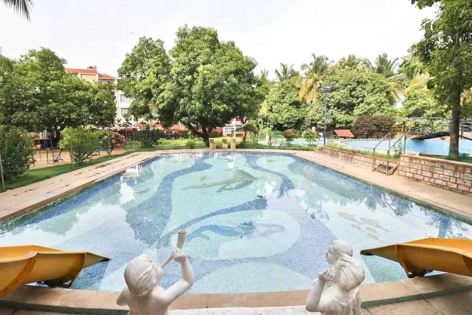 Holiday Palms by OYO Rooms