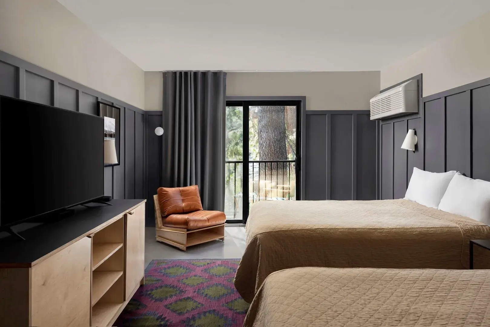 The Coachman Hotel
