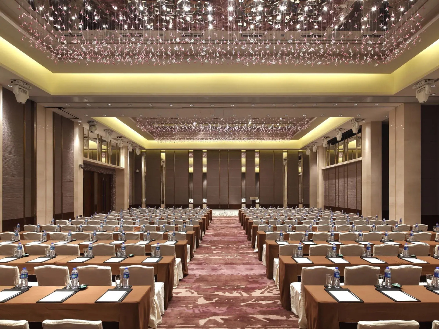 Отель Sheraton Guangzhou