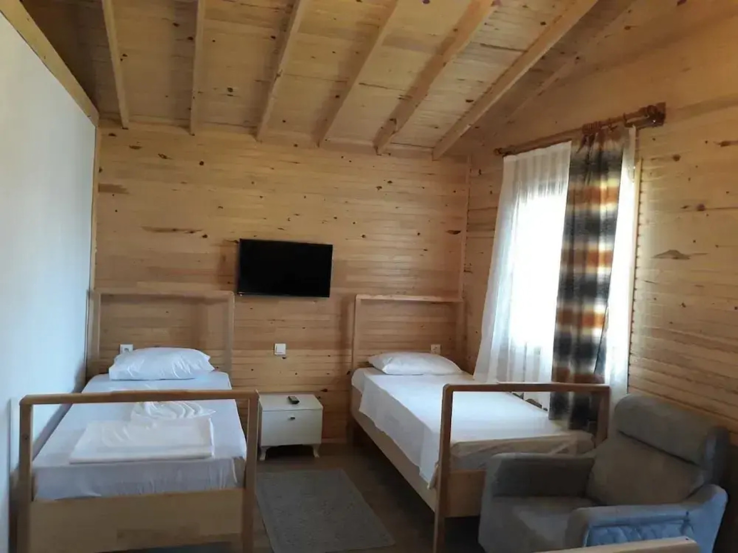 EM-BA Butik Bungalov