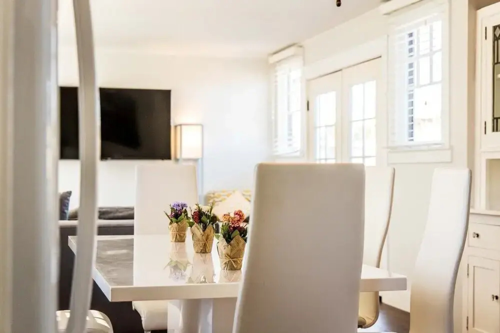 Stunning Alameda One Bedroom