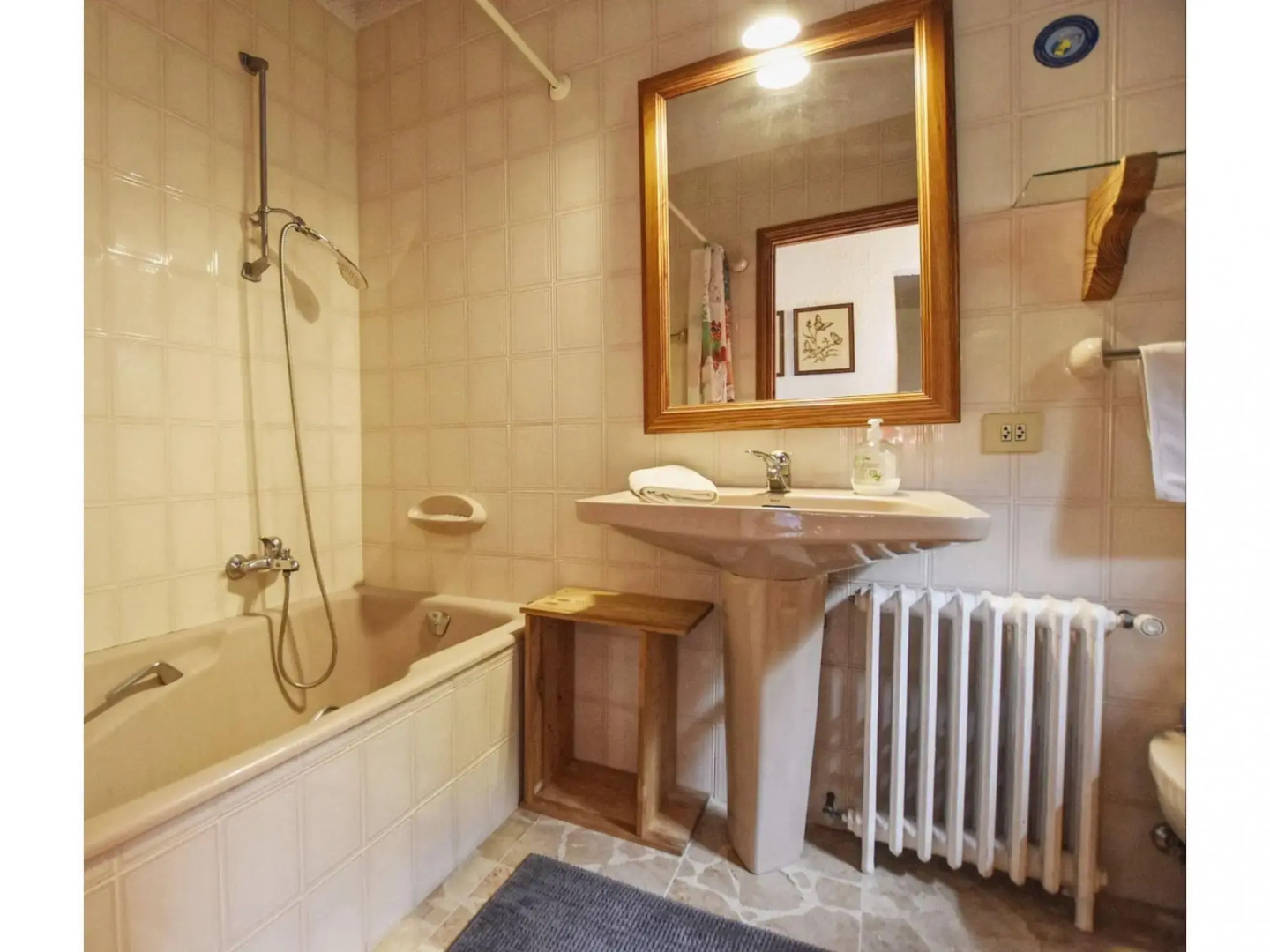 Vintage Holiday Home with Private Pool in Buger