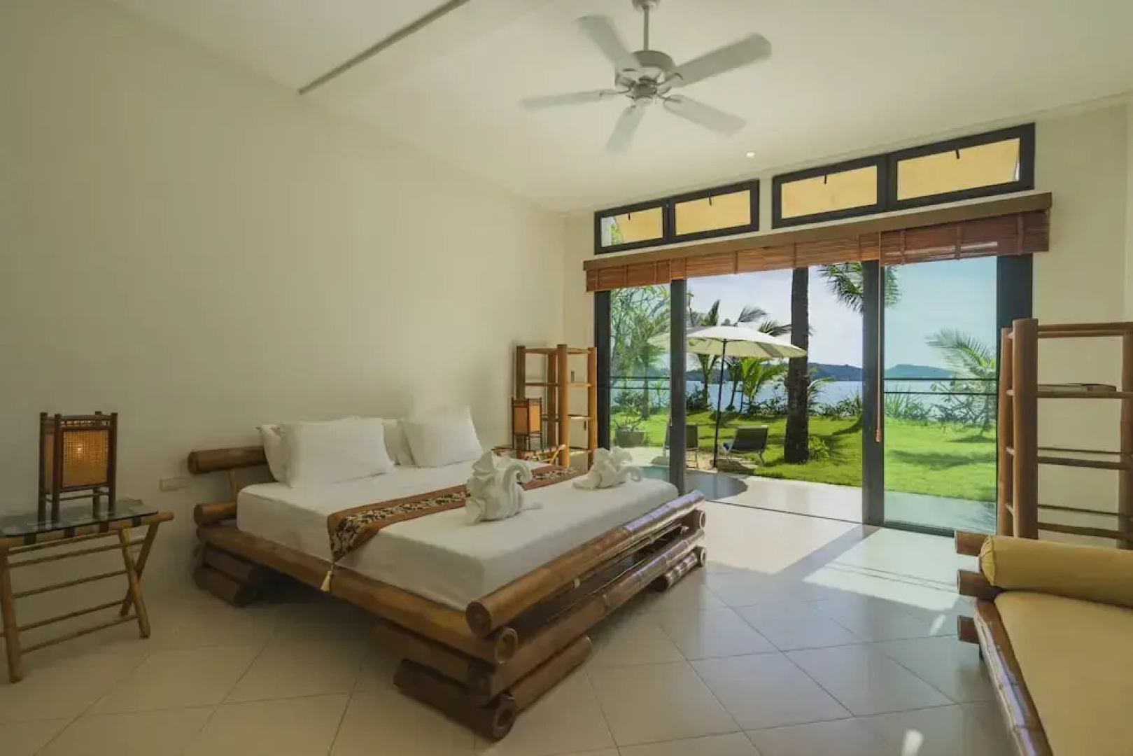 Beach Front Luxury Villa Hai Leng