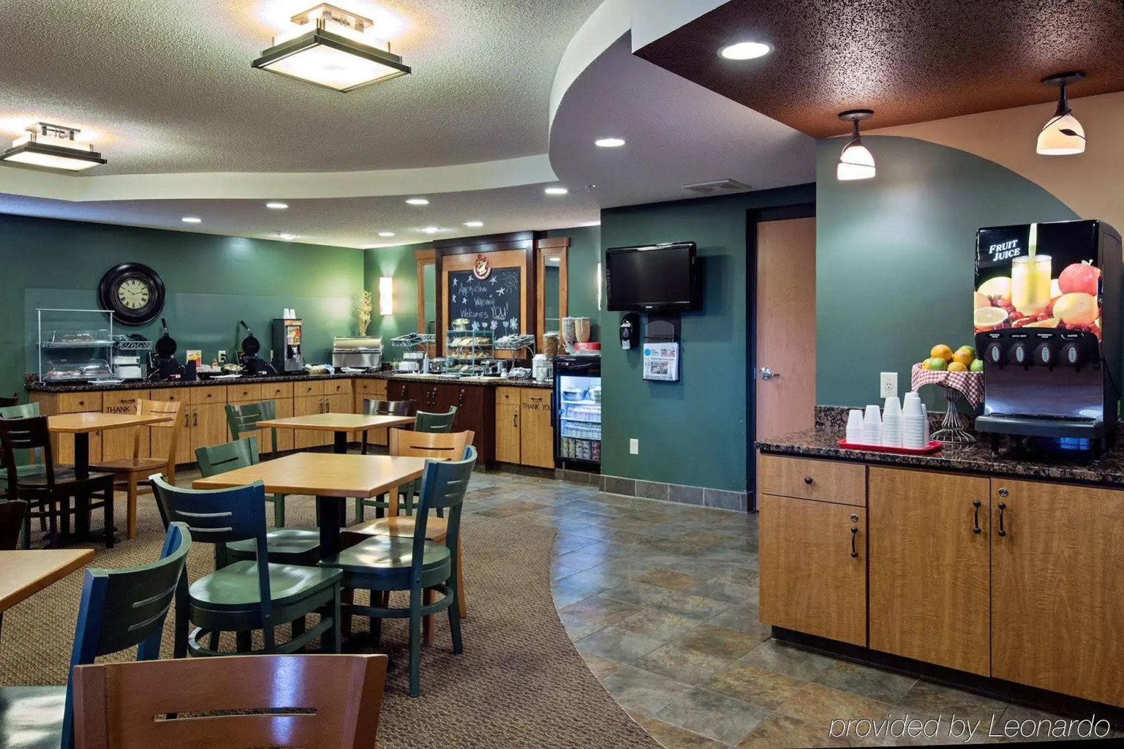 AmeriVu Inn & Suites - Waconia