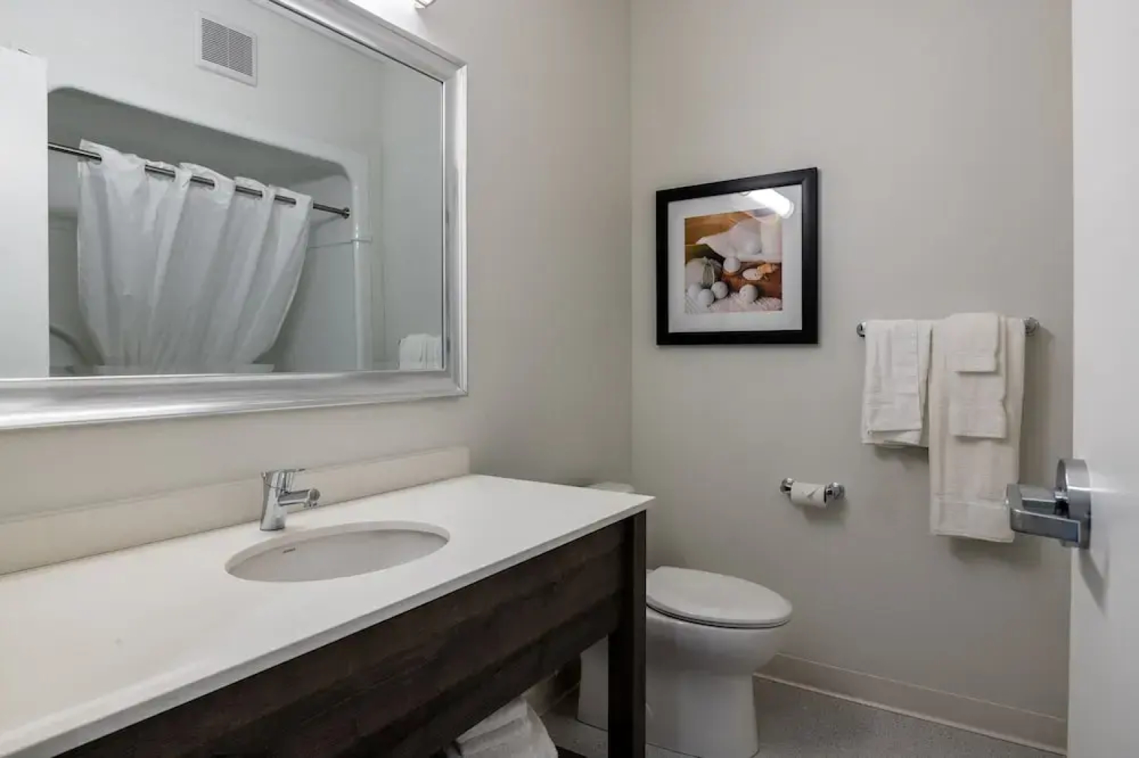 Amsterdam Inn & Suites Florenceville-Bristol