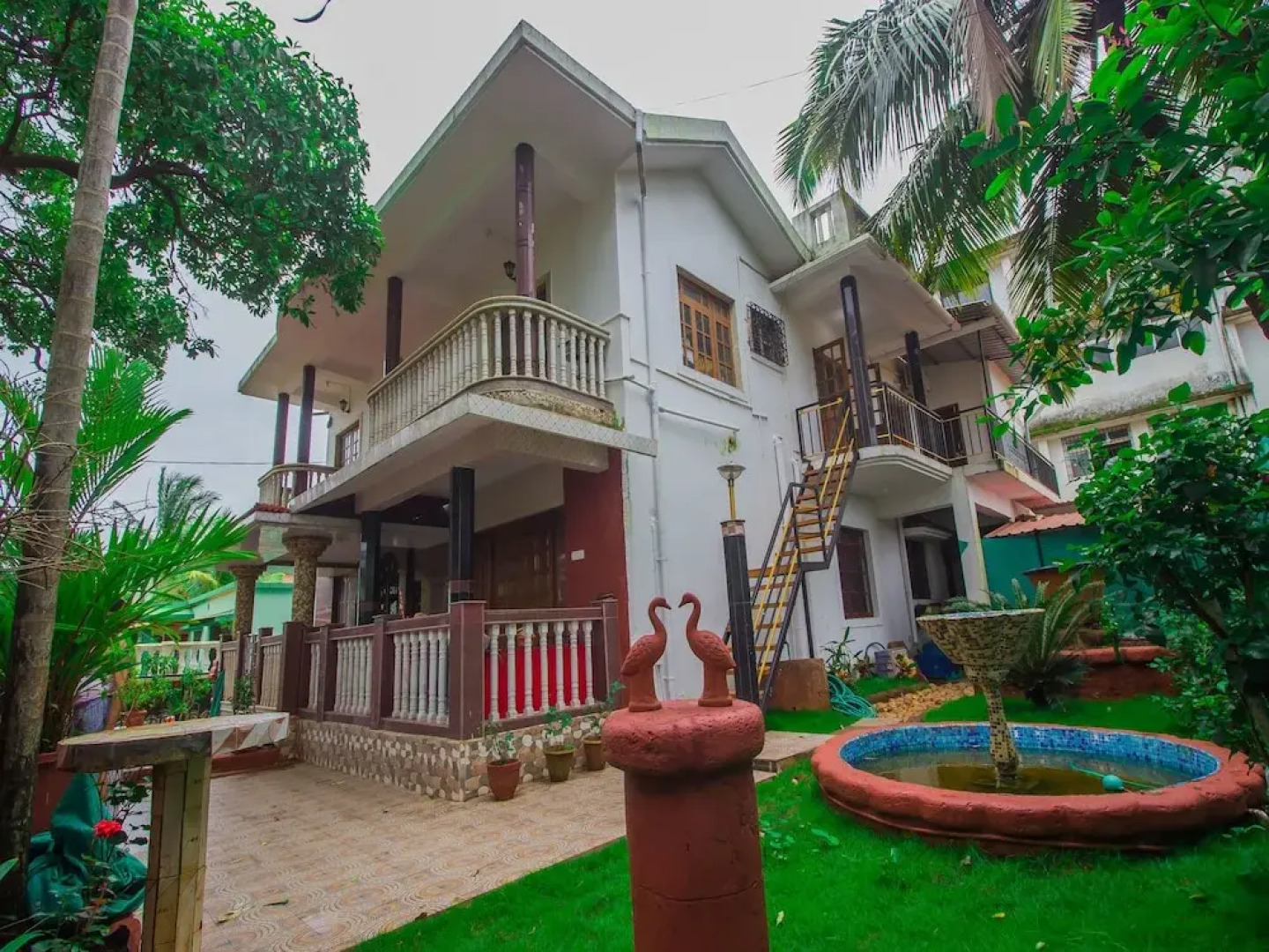 OYO 15804 Home Spacious 2BHK Near Mall De Goa