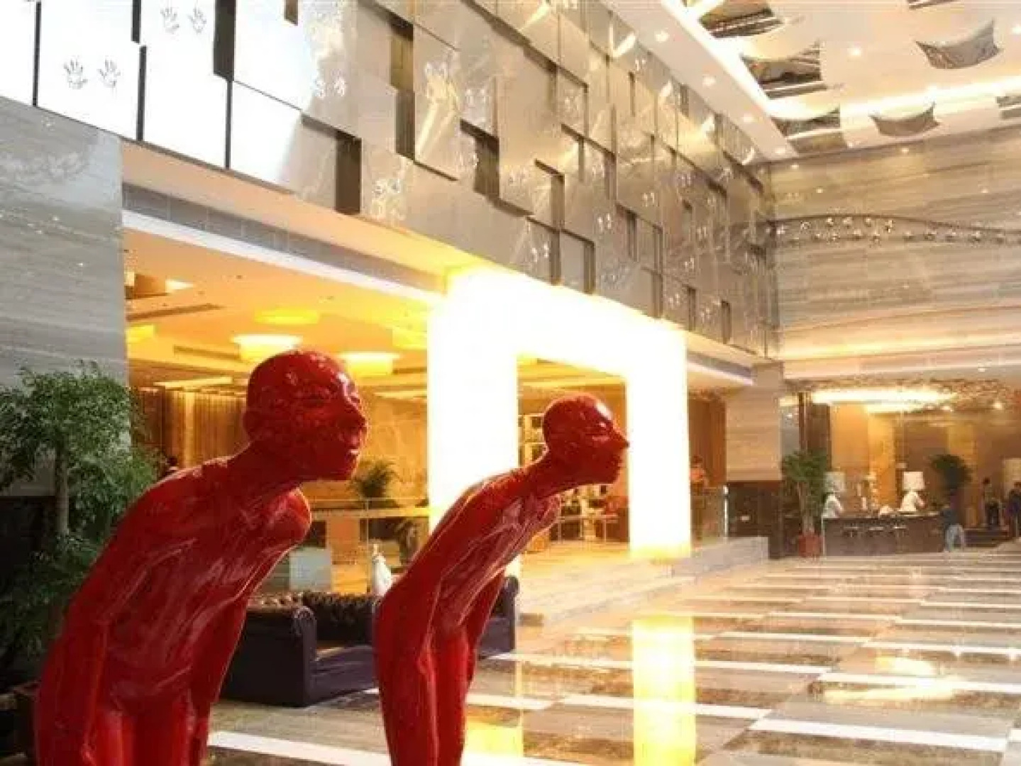 Heaven-sent Plaza Hotel Zhanjiang
