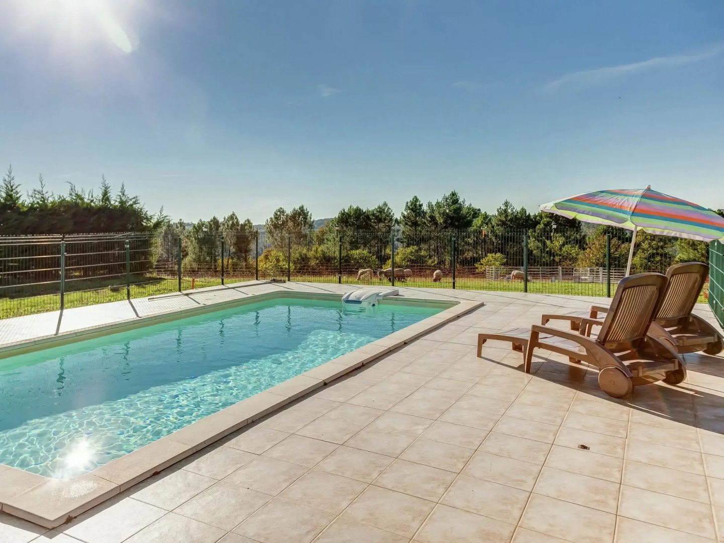 Luxury Holiday Home in Prats-du-périgord With Swimming Pool