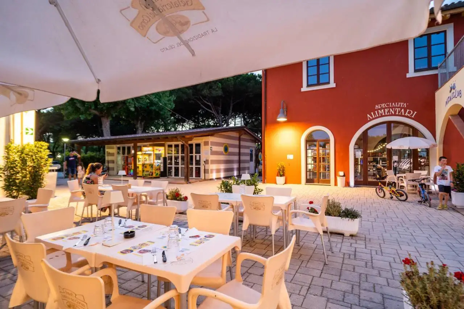 Club Del Sole Viareggio Family Collection