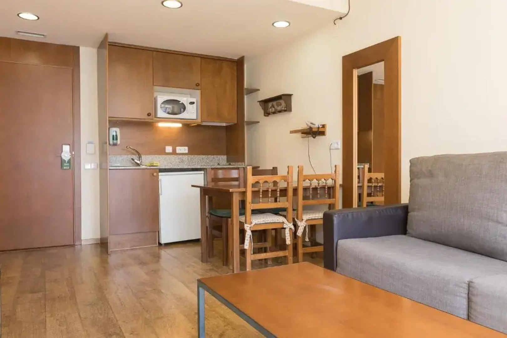 Aparthotel La Vall Blanca