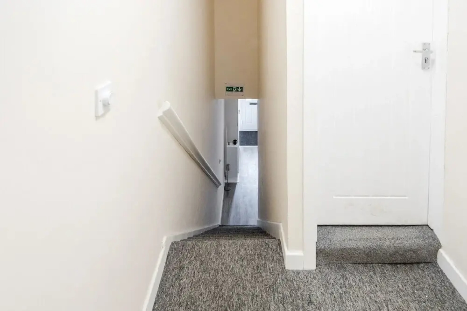 Bedford Hospital Studio Apartment - Victoria D