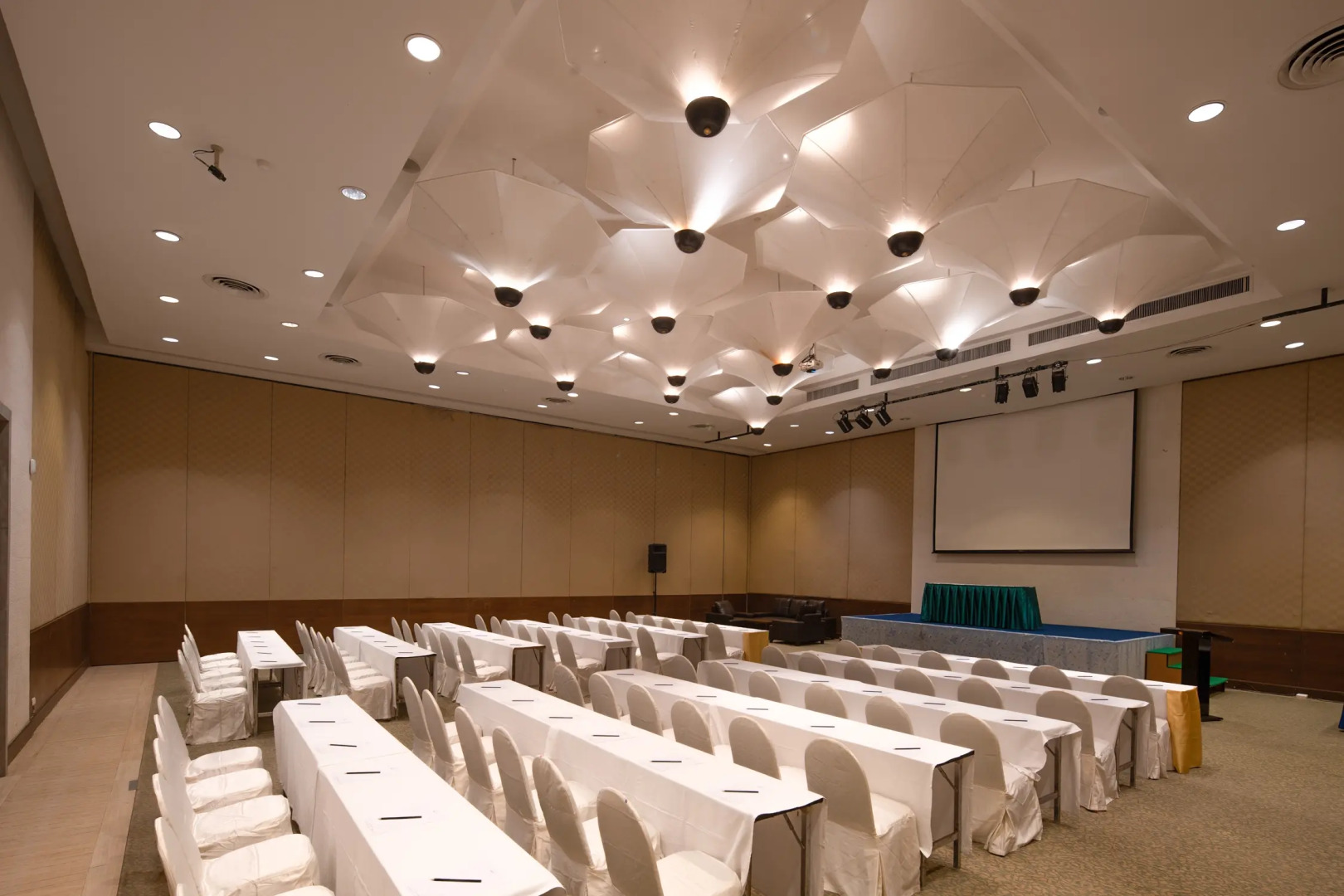 Supalai Scenic Bay Resort And Spa