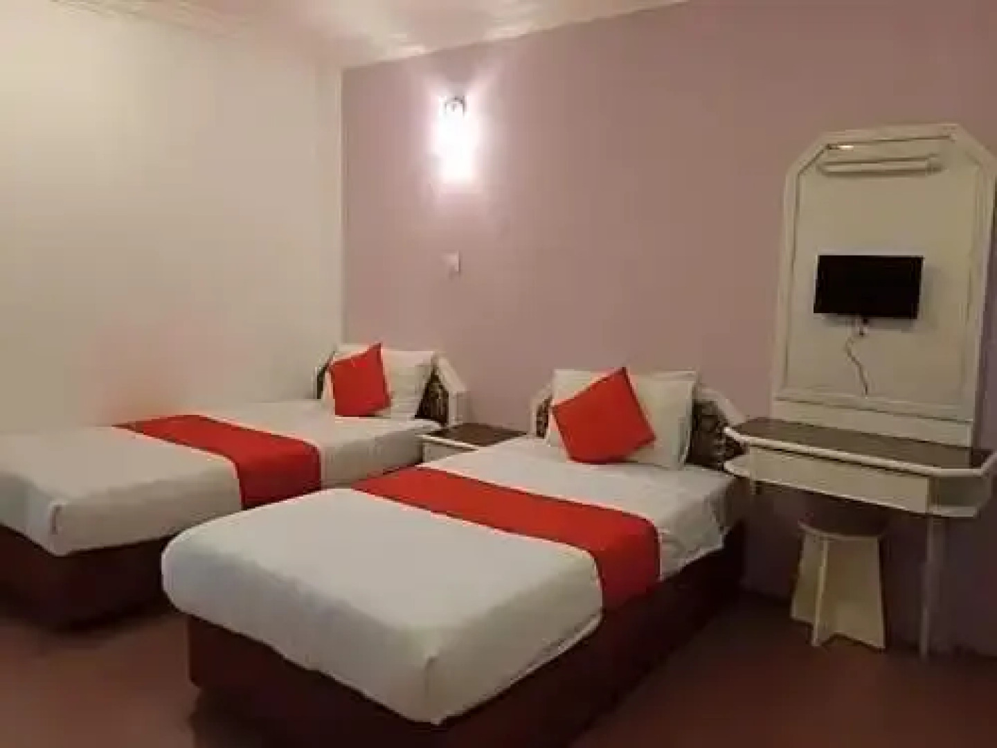 OYO 90306 G City Hotel