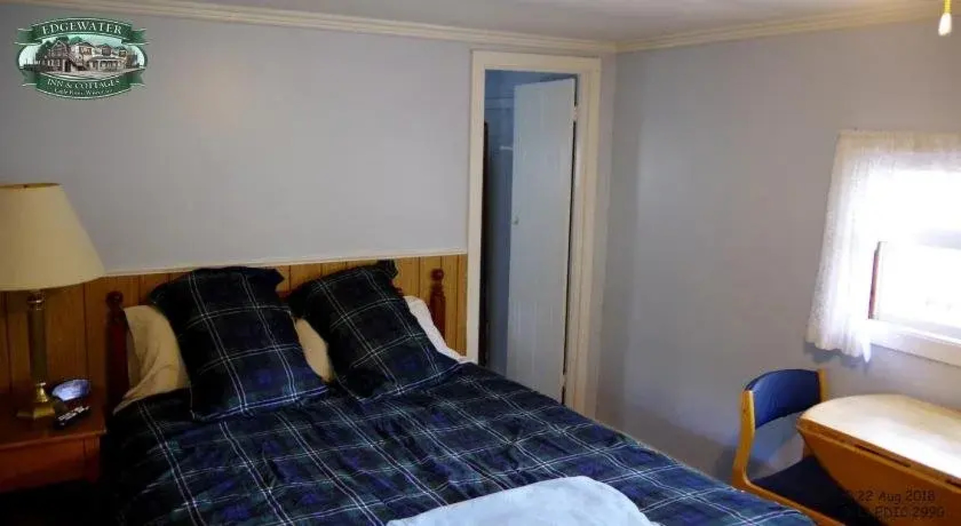 Edgewater Inn & Cottages