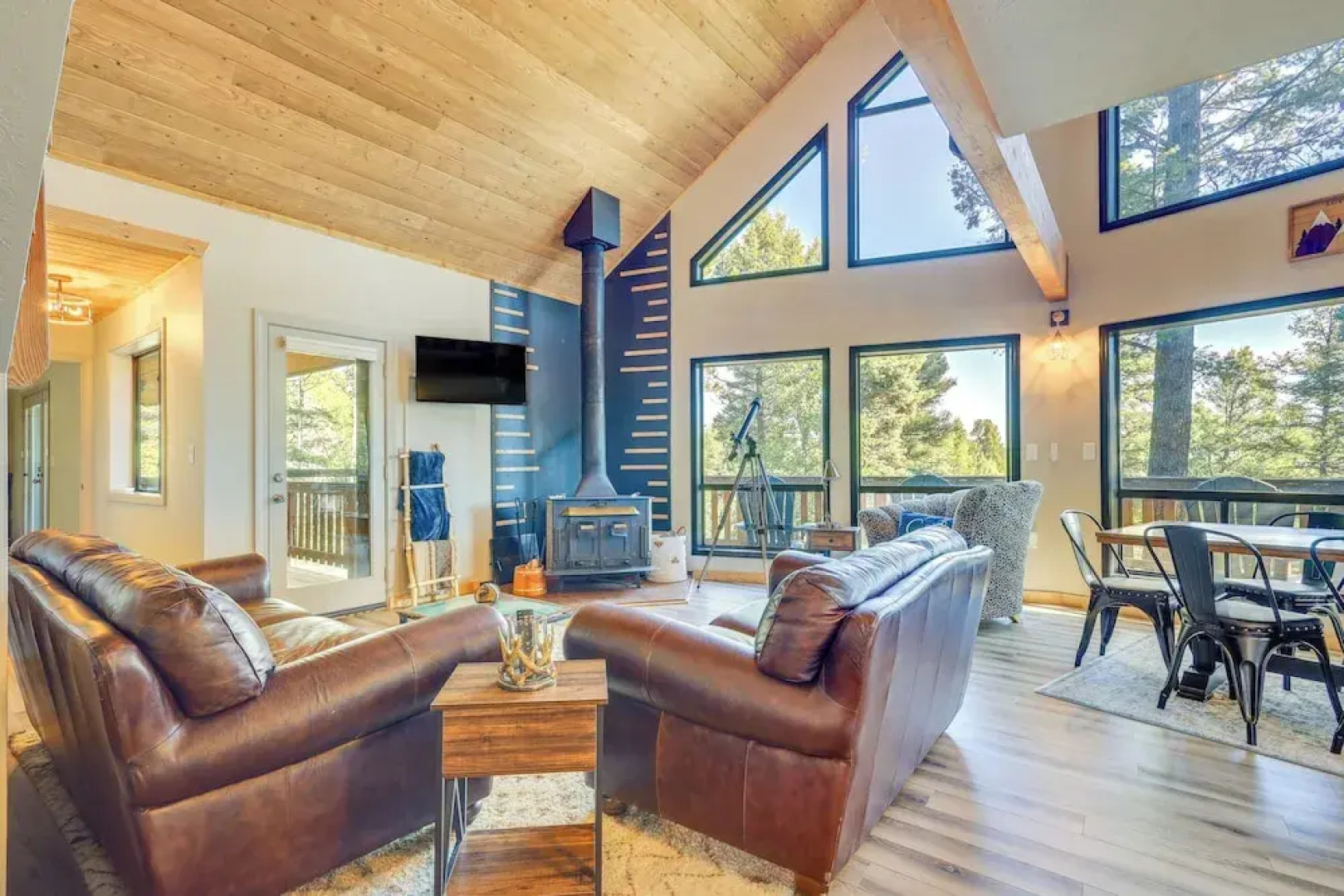 Stylish Angel Fire Cabin w/ Deck - 2 Mi to Ski Mtn