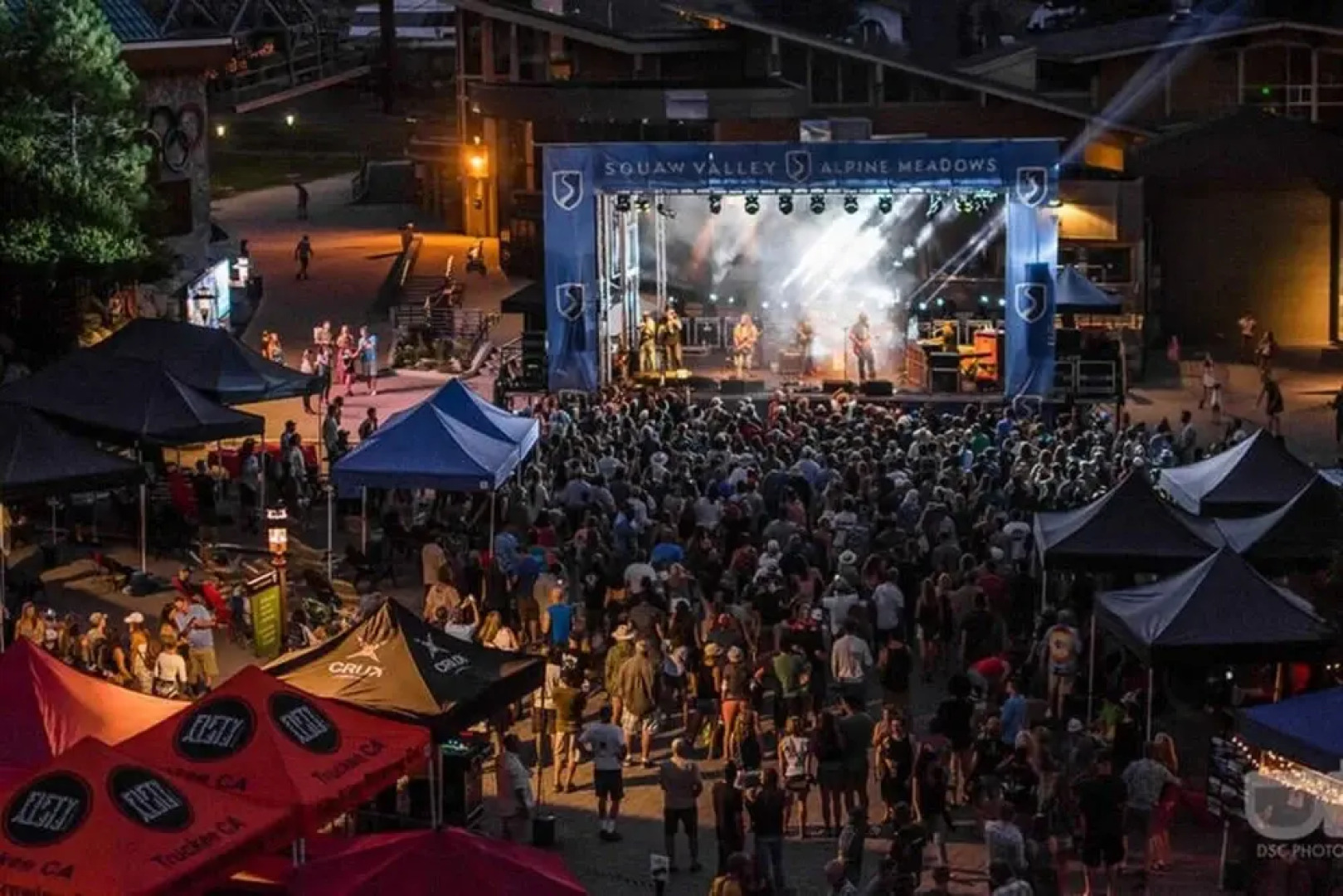 Squaw Valley Mountain Chalet w/ Private Hot Tub!