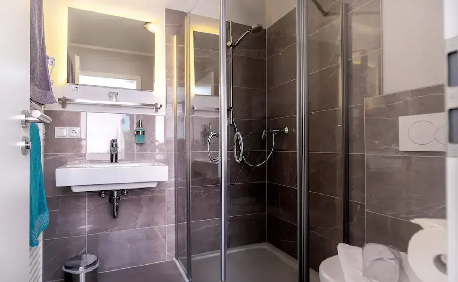 triple a Apartments in Altfeld