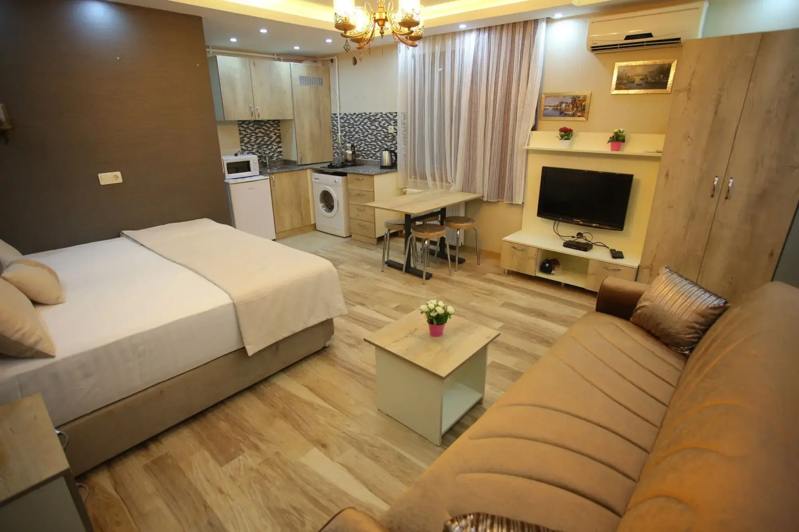 Artist Rooms Suites