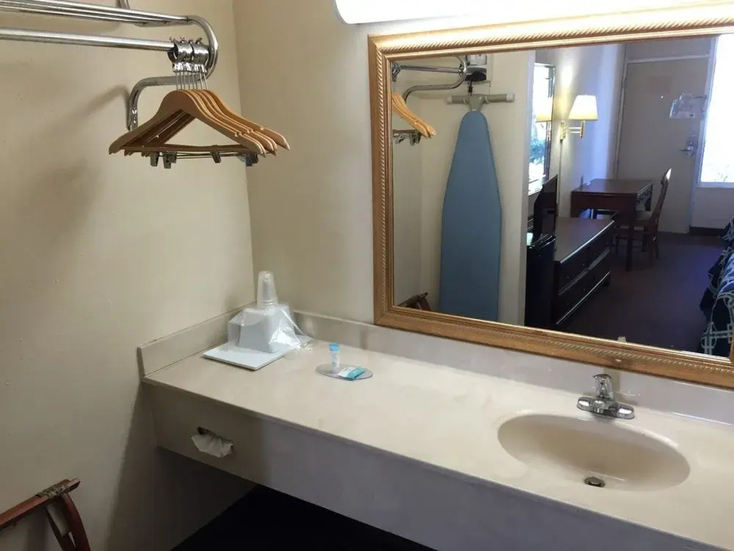 Budget Inn of DeLand