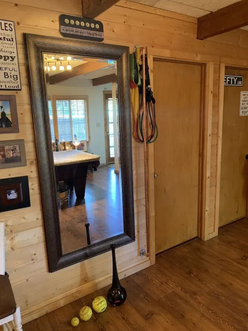 Golden Bear Cottages