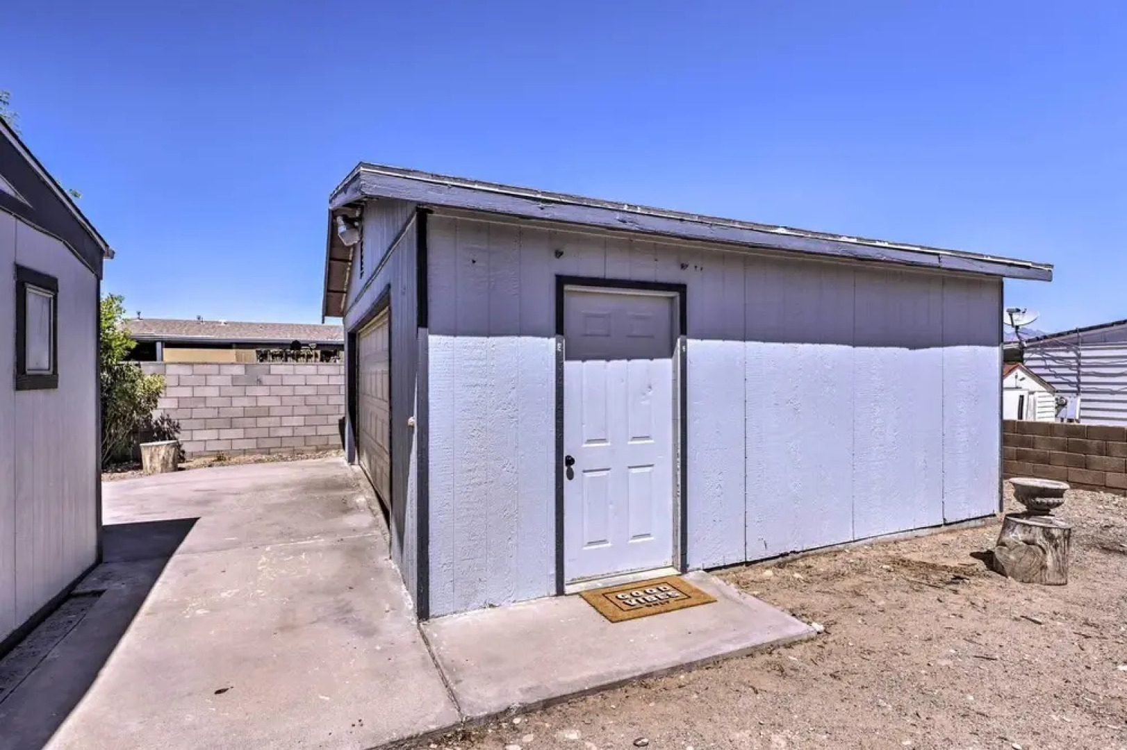 Updated Escape w/ Game Room 1 Block to River!