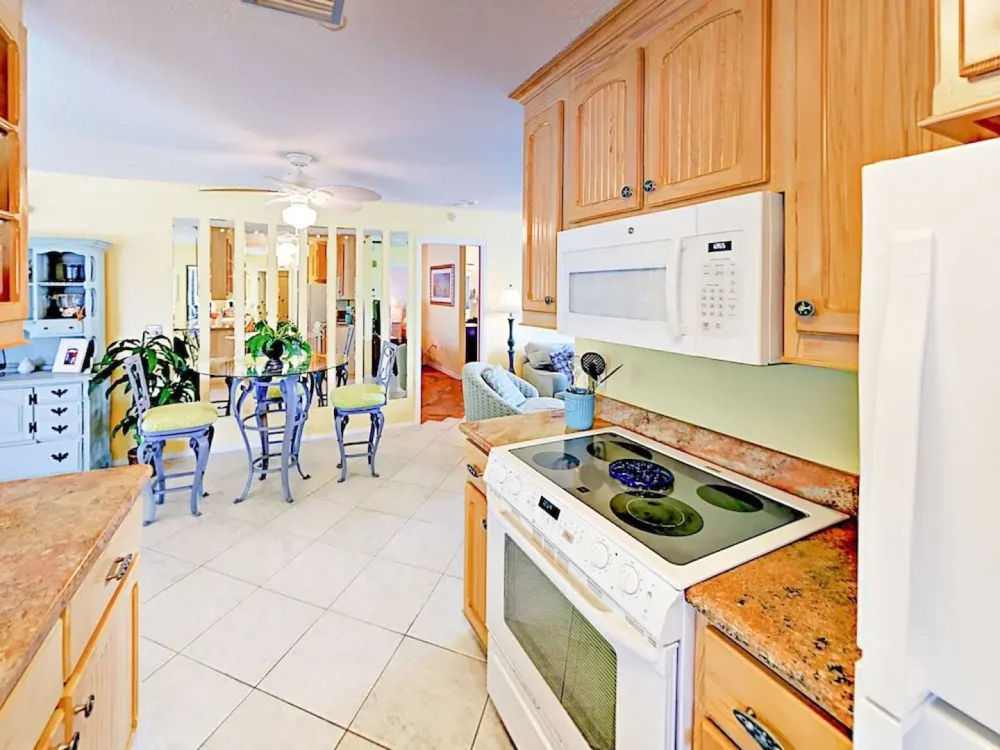 803 Suncrest Drive Home 3 Bedrooms 2 Bathrooms Home
