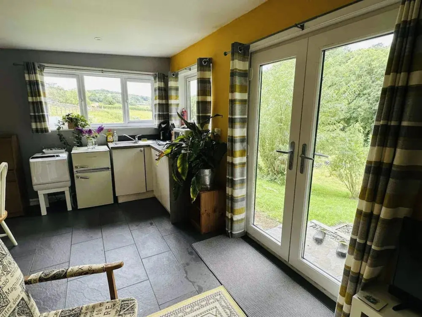 Lydvale Lodge in Lifton