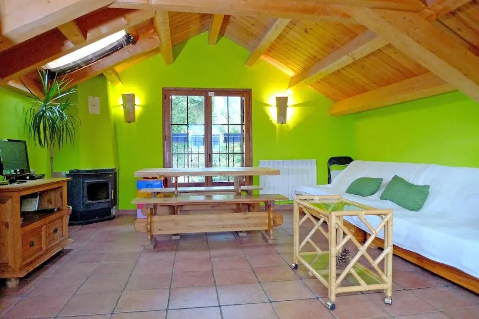 House With 3 Bedrooms in Belsierre, With Wonderful Mountain View, Balcony and Wifi