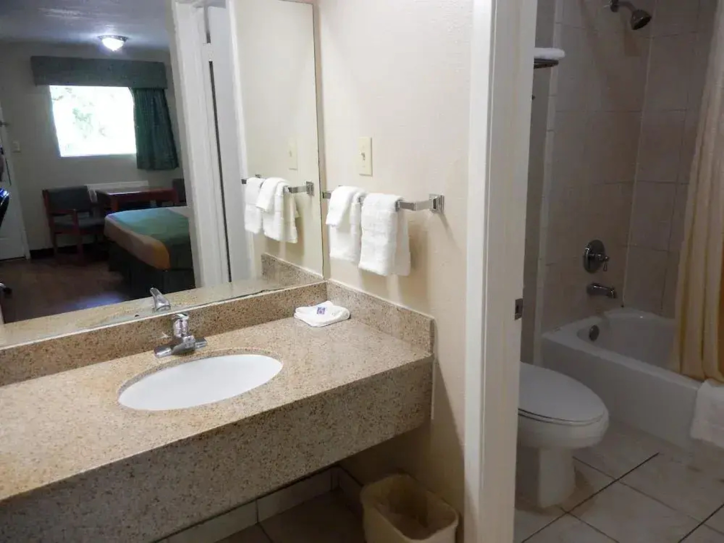 Motel 6 Wharton, TX