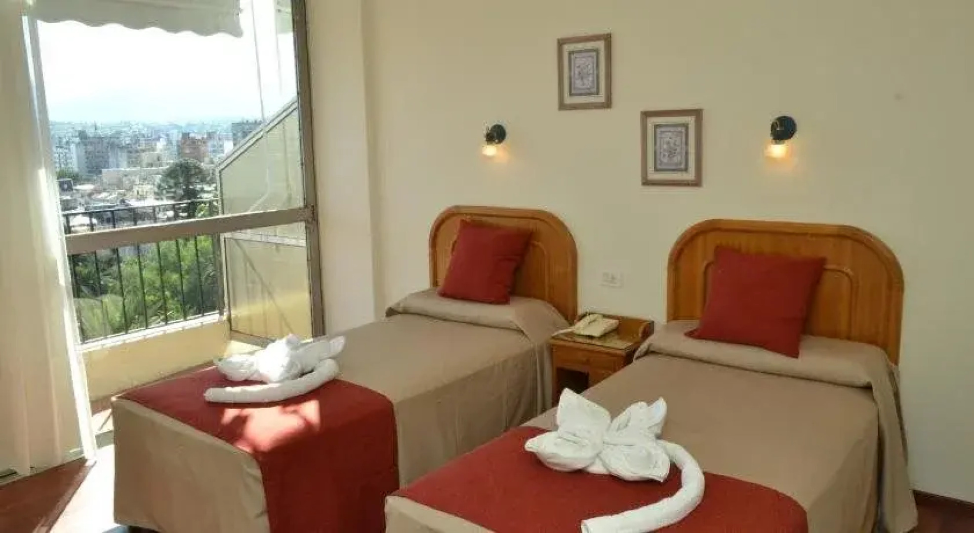 Hotel Victoria Plaza