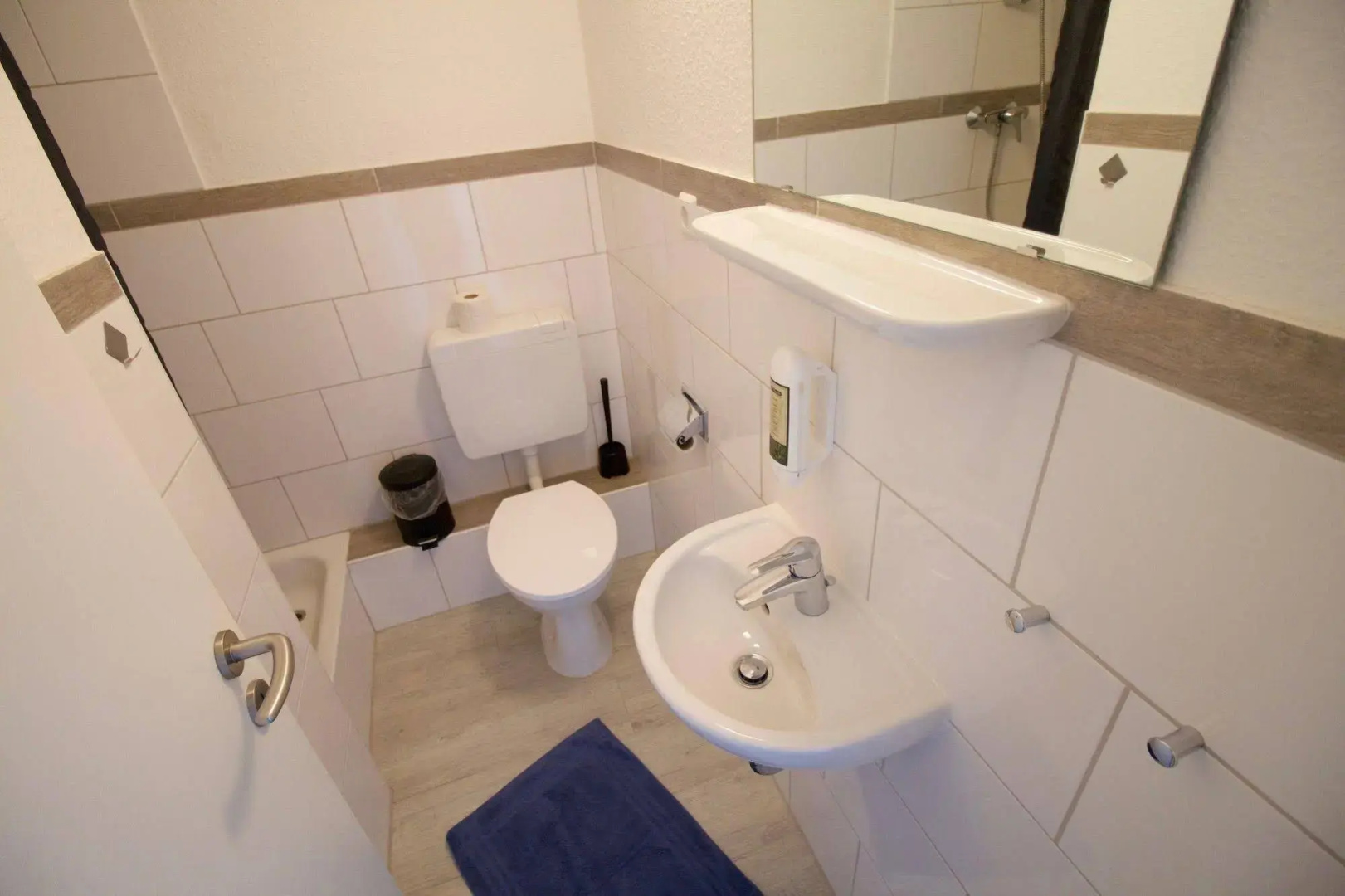 Flensbed Hotel & Hostel