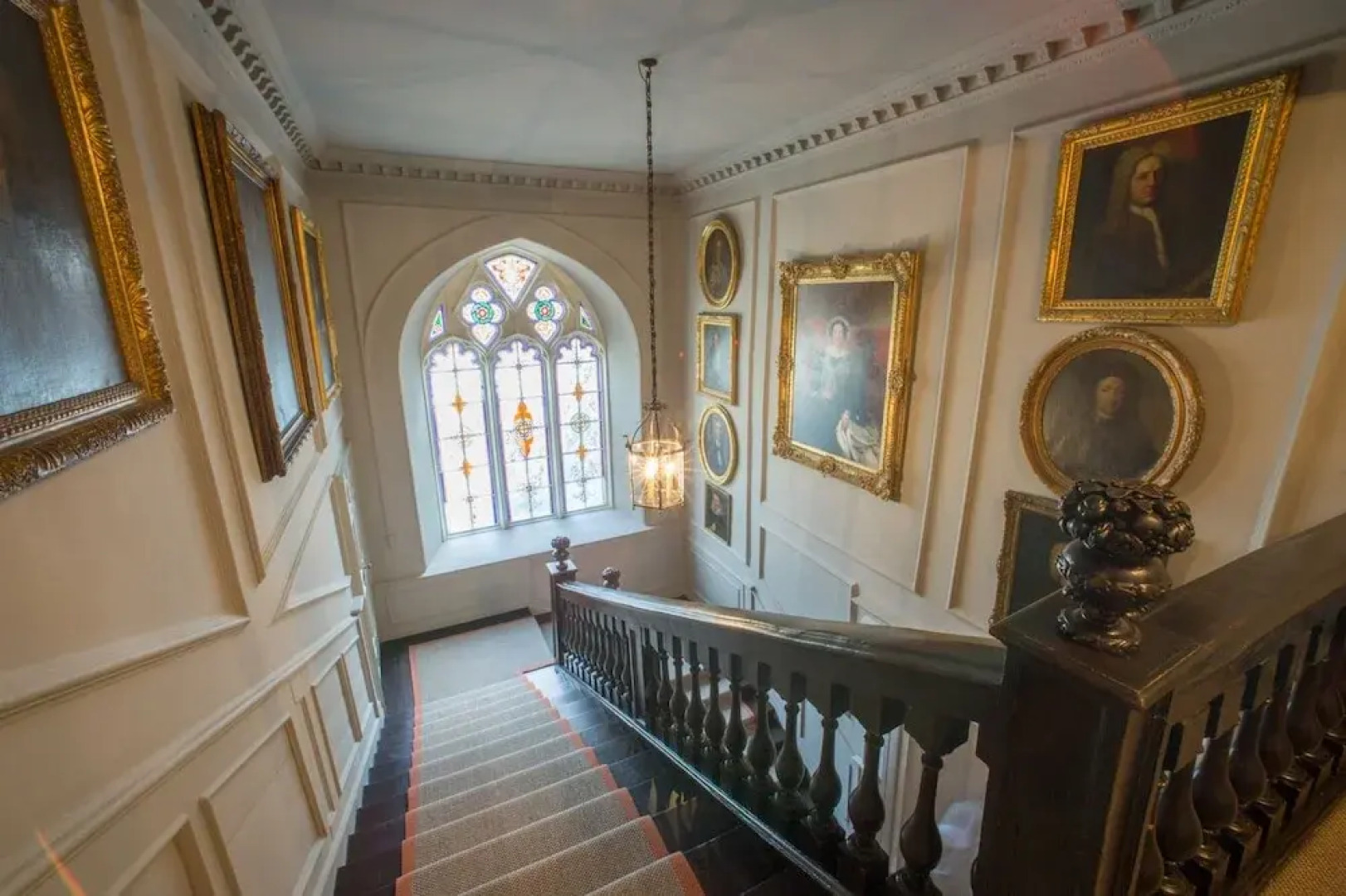 THE PIG at Combe - Devon