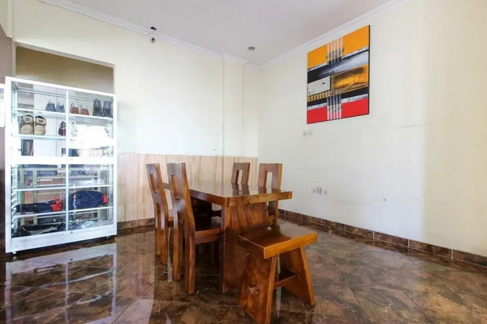 RedDoorz @ Condong Catur 2