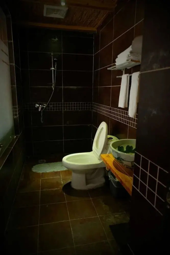 Mount Emei Happy Hotel