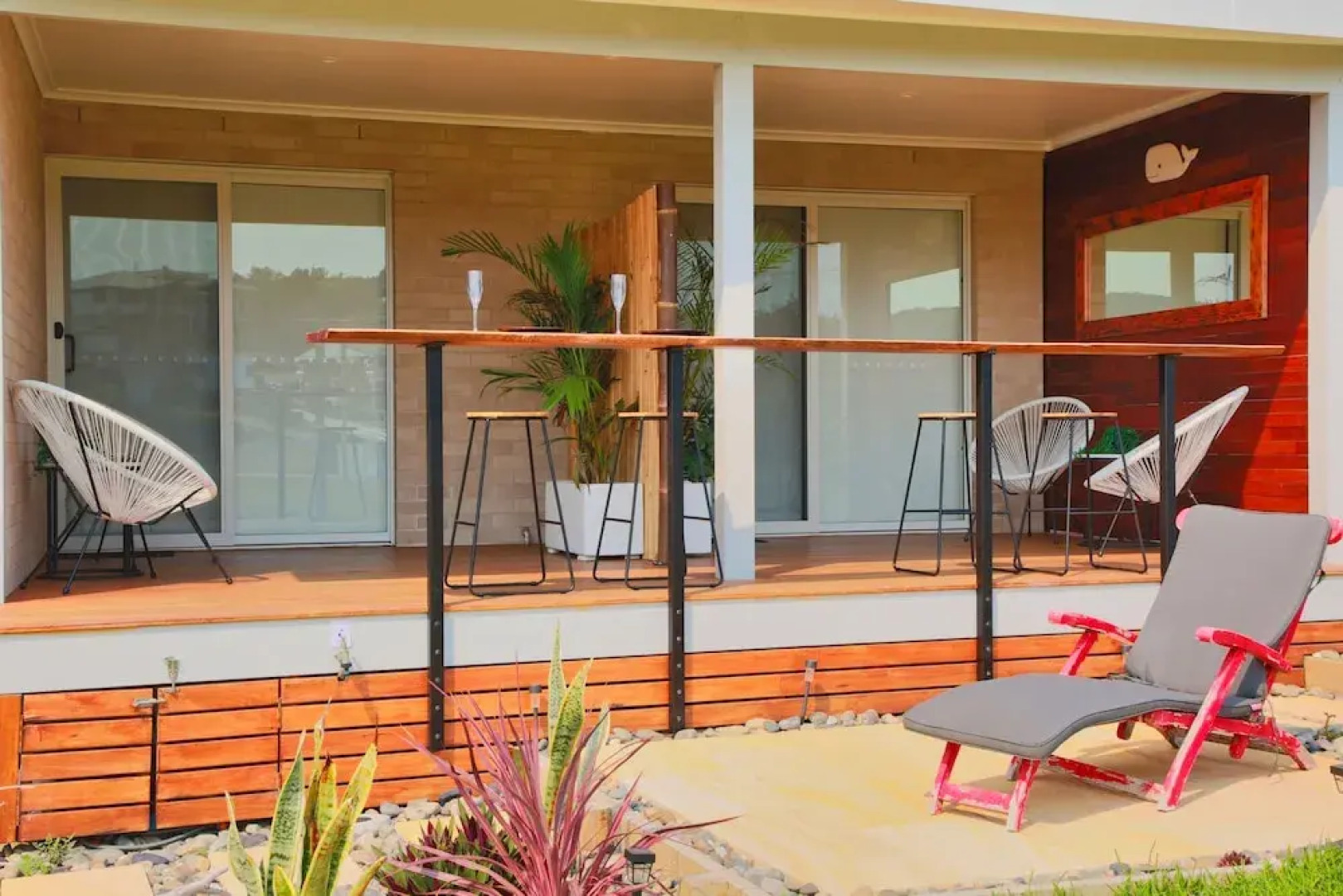 Dolphin Studio Apartment, 1a Ocean Street