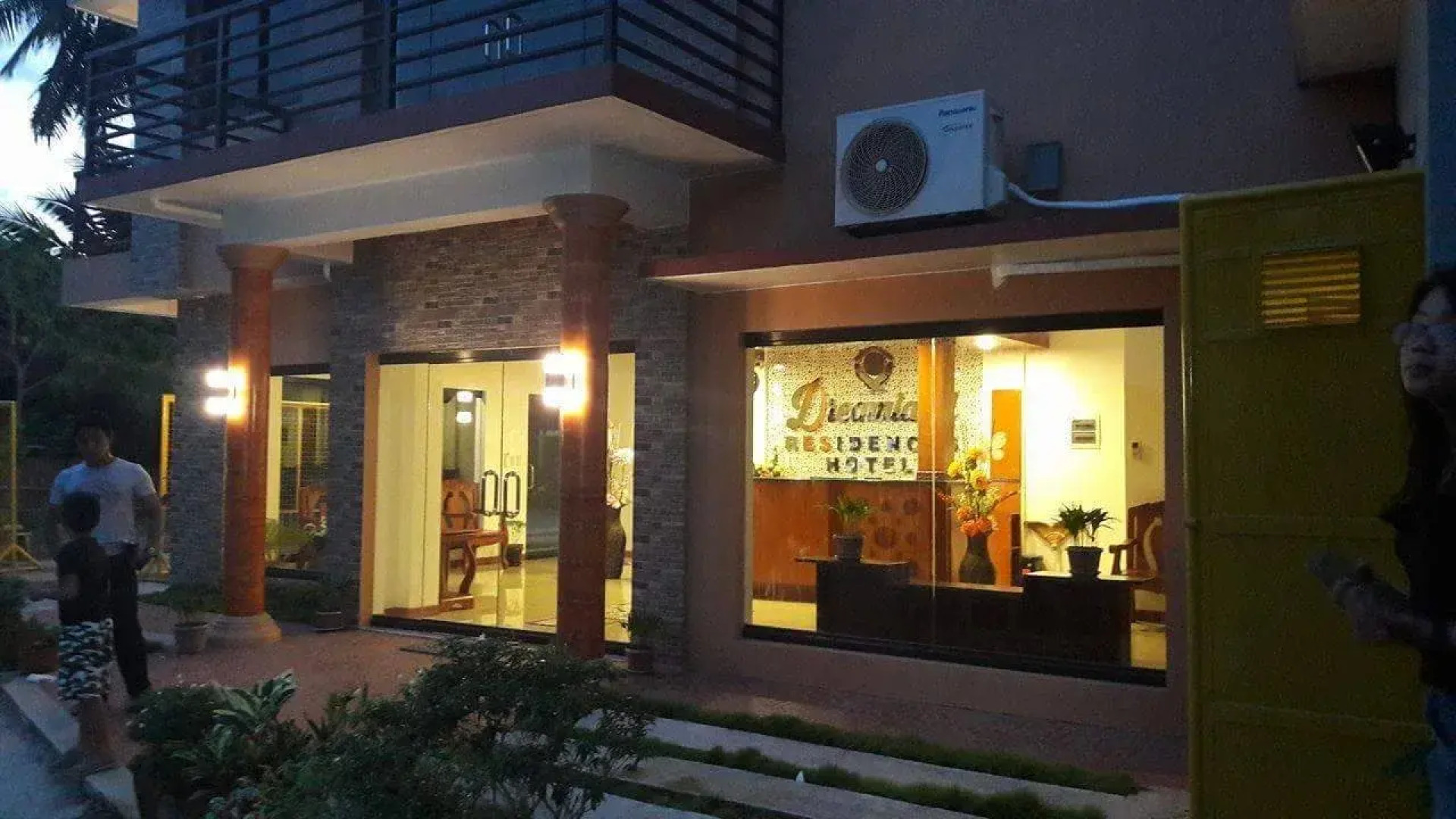 Dreamland Residences Hotel