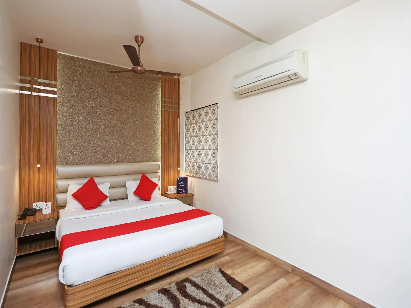 Vaccinated Staff- Capital O 3844 Hotel Kd Palace