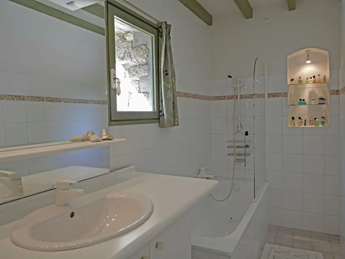 Luxurious Villa With Heated, Private Pool and Panoramic Views of the Luberon