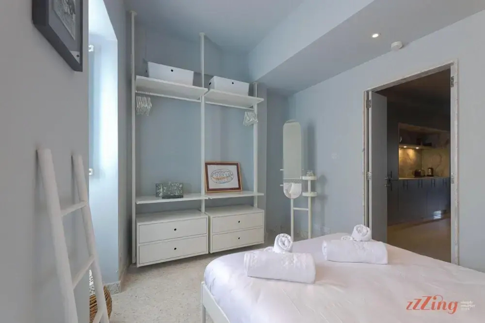 Retro Designer 1 Bedroom Apt in Cottonera New