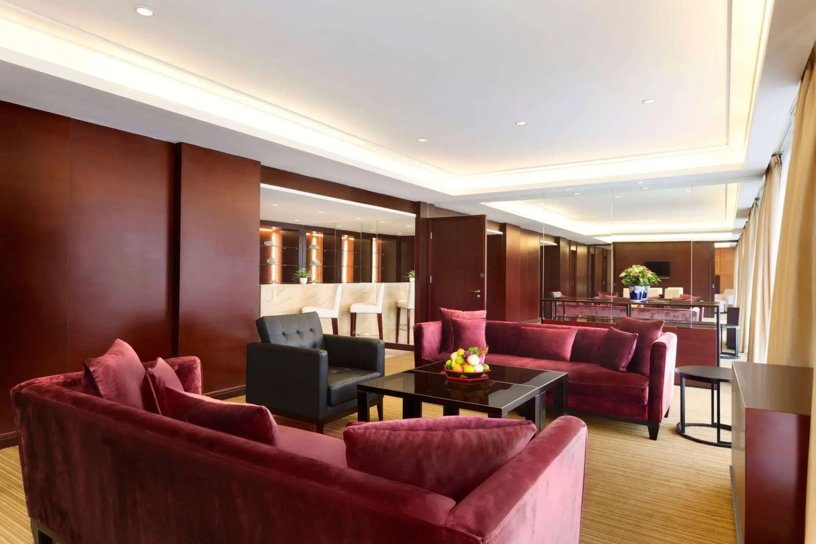 Ramada Plaza By Wyndham Lianyungang